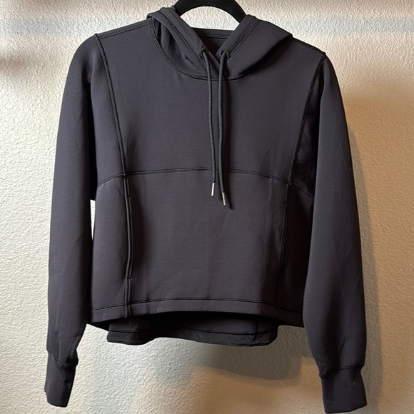 Lululemon Challenge Round Hoodie in Luxstreme Size 6 - Picture 1 of 4